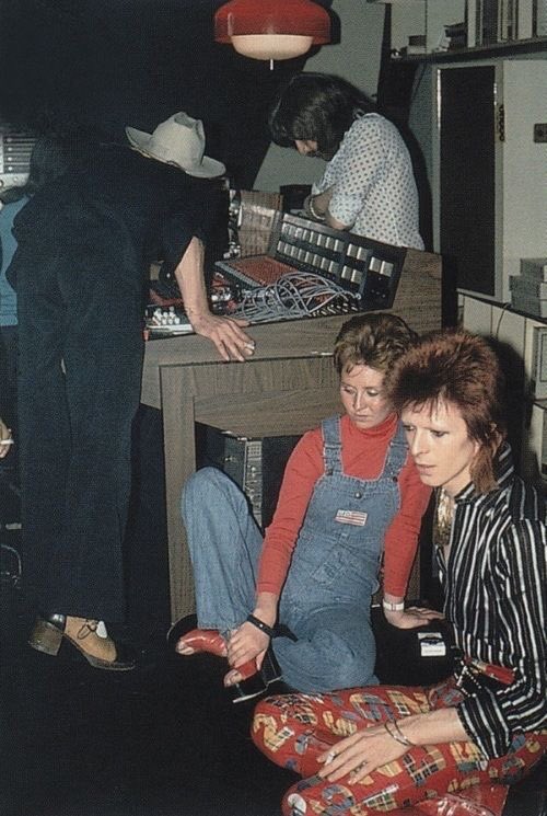 David Bowie and Lulu in the studio