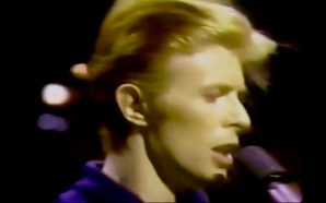 David Bowie performs ‘Five Years’ on Dinah!