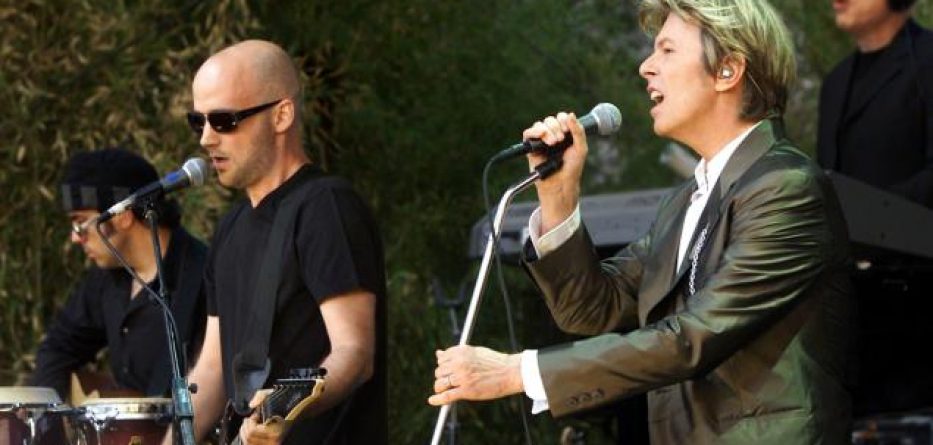 Moby and David Bowie together on stage